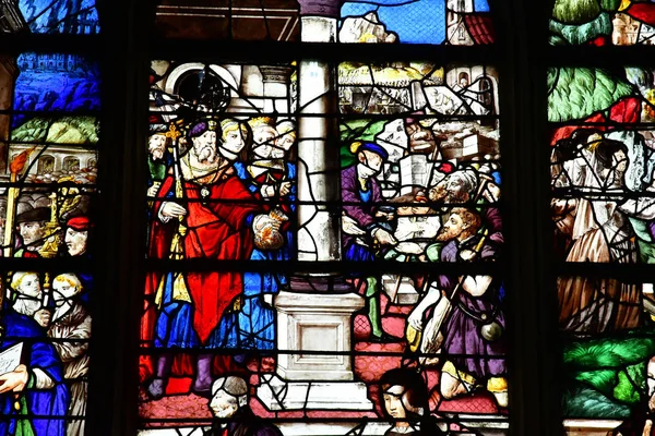 ザンドリ フランス 2018 参事会教会ノートルダム寺院のステンド グラスの窓 — ストック写真