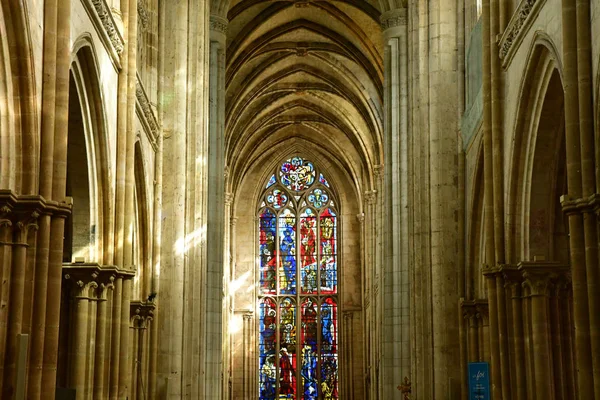 Les Andelys Frankreich März 2018 Kirchenfenster Der Stiftskirche Notre Dame — Stockfoto