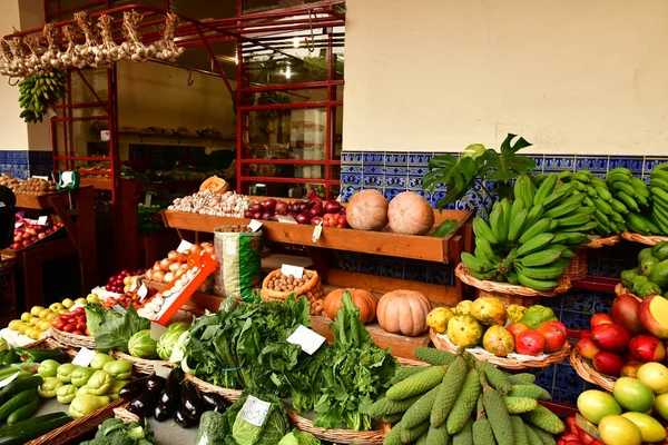 フンシャル ポルトガル 2018 市内中心部の市場をカバー — ストック写真