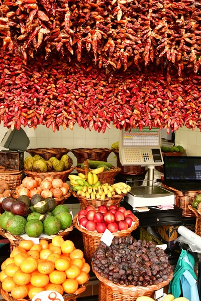 Funchal Portugal Februari 2018 Spaanse Peper Overdekte Markt Het Centrum — Stockfoto