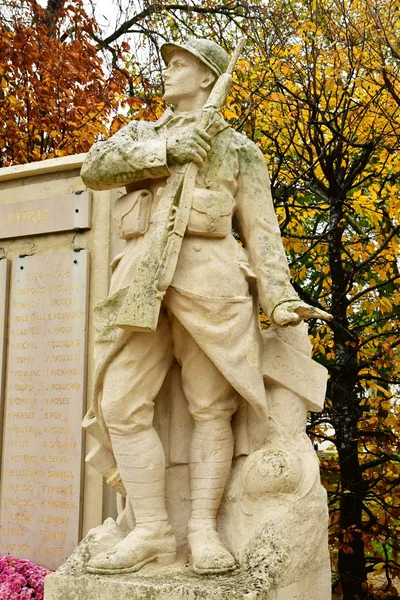 Les Mureaux France November 2017 Das Kriegerdenkmal — Stockfoto