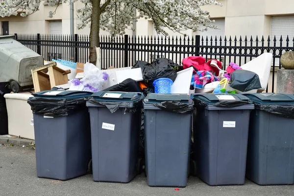 Les Mureaux Frankrijk April 2018 Opslaglocaties Straat — Stockfoto