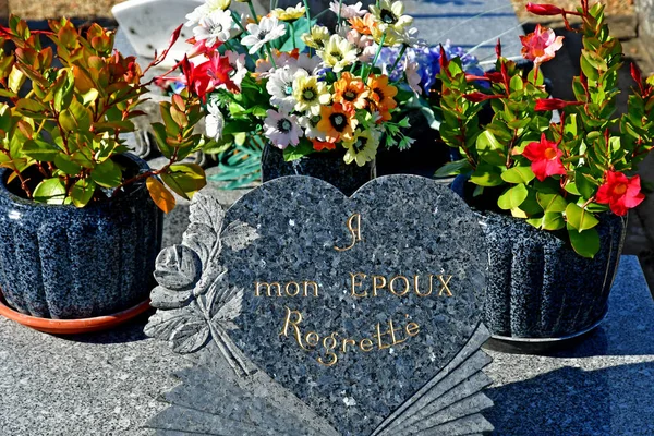 Verneuil Sur Seine Frankrike Oktober 2017 Kyrkogården — Stockfoto