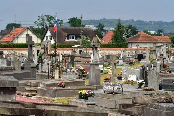 Les Mureaux Francja 2018 Czerwca Cmentarz — Zdjęcie stockowe