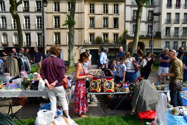 Versalhes França Junho 2018 Mercado Pulgas — Fotografia de Stock