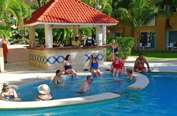 Playacar Estados Unidos Mexicanos Mayo 2018 Piscina Del Hotel Viva — Foto de Stock