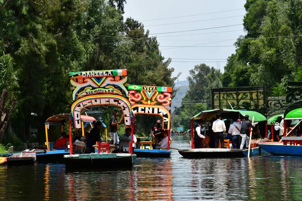 México Estados Unidos Mexicanos Maio 2018 Barco Turístico Restaurante Canal — Fotografia de Stock