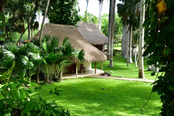 Chichen Itza Vereinigte Mexikanische Staaten Mai 2018 Park Eines Hotelrestaurants — Stockfoto