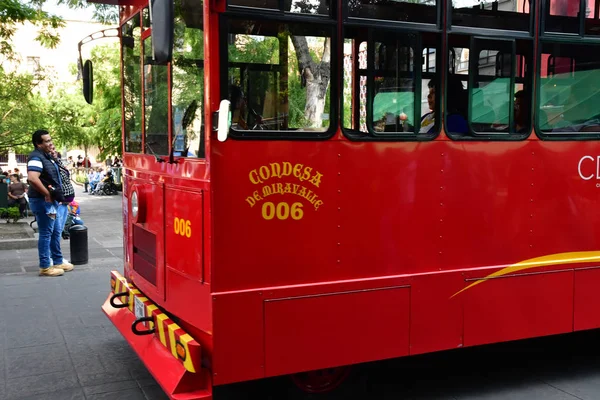 México Estados Unidos Mexicanos Maio 2018 Trem Turístico Pitoresco Bairro — Fotografia de Stock