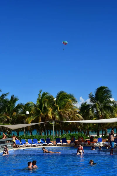 Playacar Estados Unidos Mexicanos Mayo 2018 Piscina Del Hotel Viva — Foto de Stock