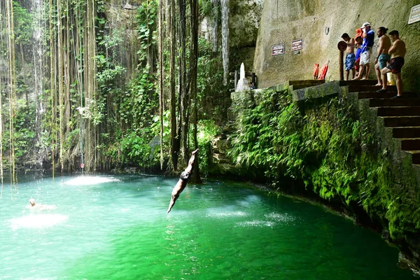 Chichen Itza United Mexican States May 2018 Cenote Kil Site — Stock Photo, Image