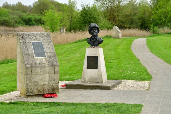 Benouville Francie Duben 2018 Hlavní Howard Socha Poblíž Pegasus Bridge — Stock fotografie