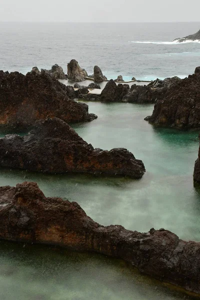 Porto Moniz Madeira Portugal Fevereiro 2018 Piscina Natural Rocha Vulcânica — Fotografia de Stock