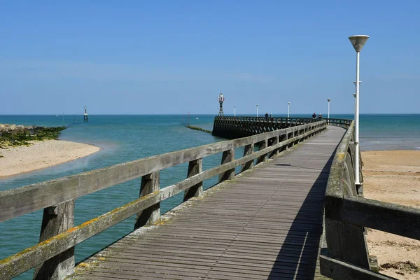 Courseulles Sur Mer Franciaország Április 2018 Mólón — Stock Fotó