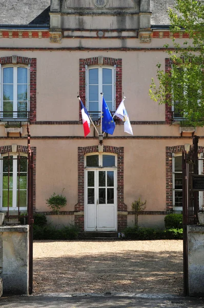 Armenonville Frankrijk Mei 2016 Stadhuis Het Pittoreske Dorp — Stockfoto