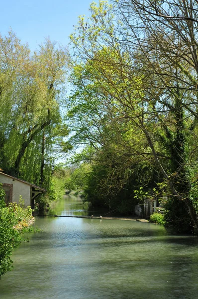 Armenonville Frankrike Maj 2016 River Den Pittoreska Byn — Stockfoto