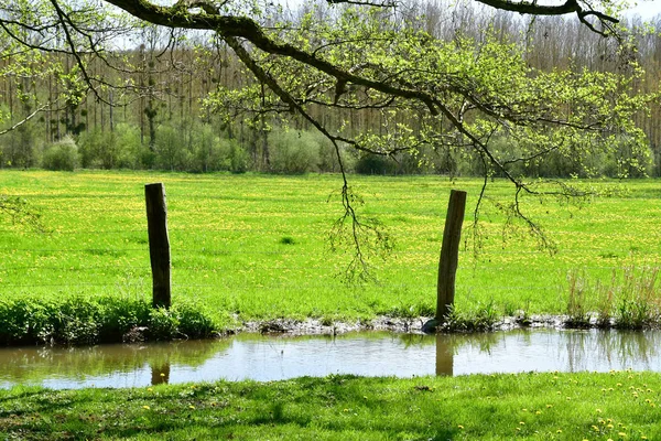 Fourges France May 2018 River Picturesque Village — Stock Photo, Image