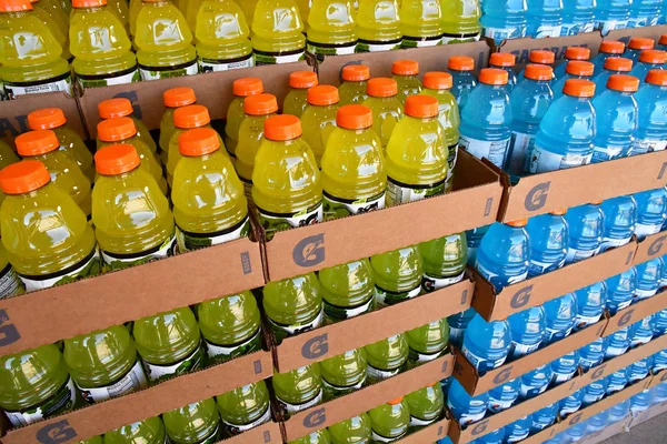 Oakhurst Usa July 2016 Bottles Gatorade Supermarket — Stock Photo, Image