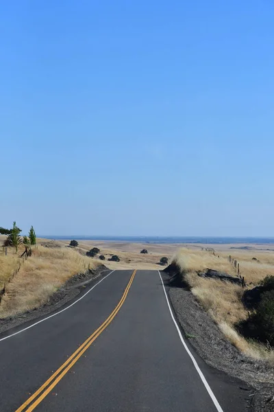 モデスト カリフォルニア州 アメリカ合衆国 2016 風景とモデスト区域内の道路 — ストック写真