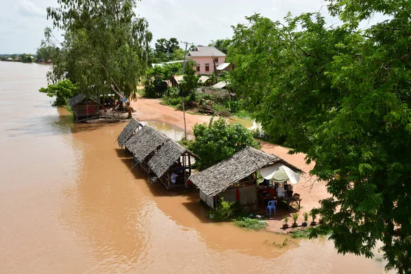 Kampong Tralach Reino Camboya Agosto 2018 Paisaje Ribereño — Foto de Stock