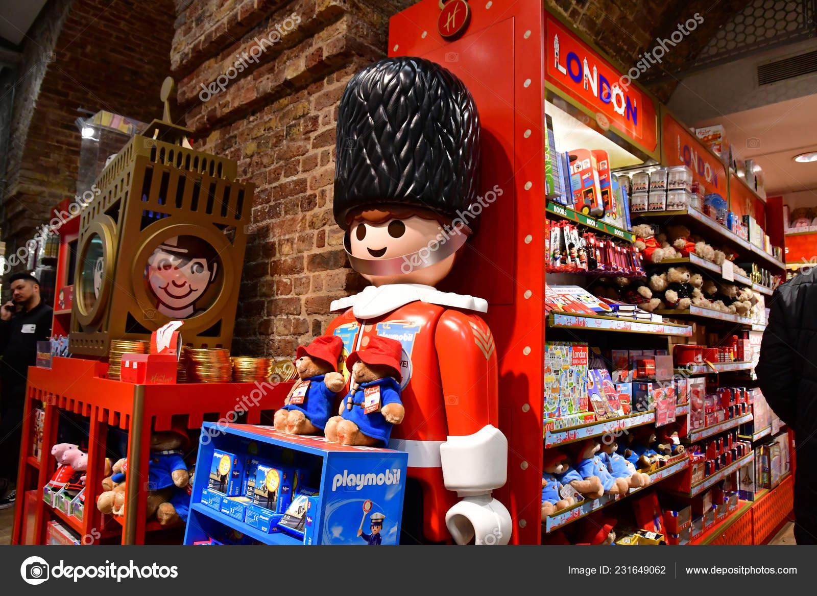 international toy store