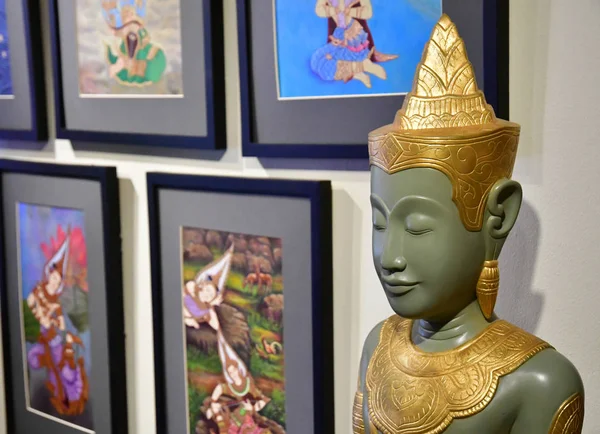 Siem Reap Reino Camboja Agosto 2018 Artesãos Angkor Artes Plásticas — Fotografia de Stock