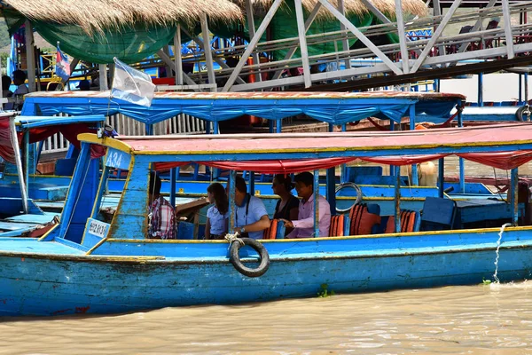 Siem Reap Kambodžské Království Srpen 2018 Nábřežní Pohled Výletní Loď — Stock fotografie
