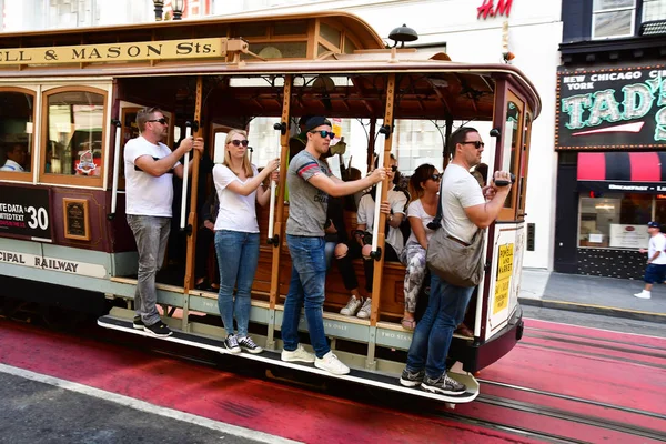 São Francisco Eua Julho 2016 Teleférico Uma Rua Centro Cidade — Fotografia de Stock