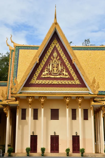 Пномпень Королівство Камбоджі Серпень 2018 Трону Залом Королівського Палацу — стокове фото