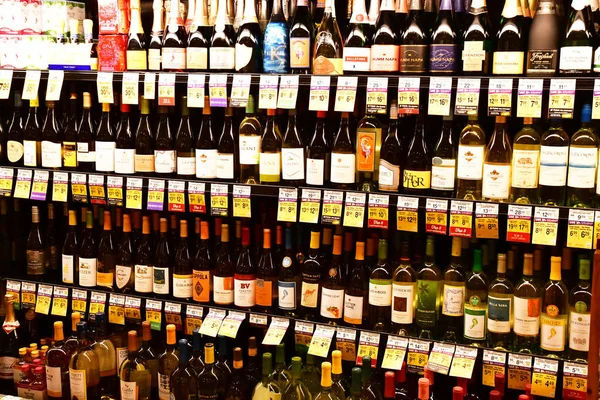 Oakhurst Estados Unidos Julio 2016 Botellas Vino Supermercado — Foto de Stock