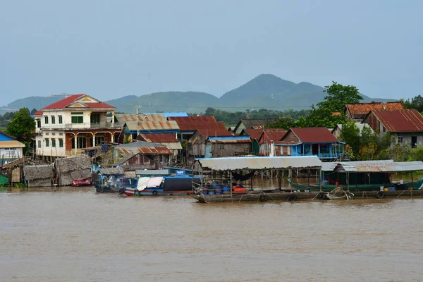 磅清扬 柬埔寨王国 2018年8月21日 风景如画的村庄 — 图库照片