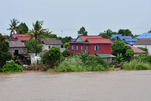 柬埔寨王国 2018年8月19日 金边附近湄公河游船 — 图库照片