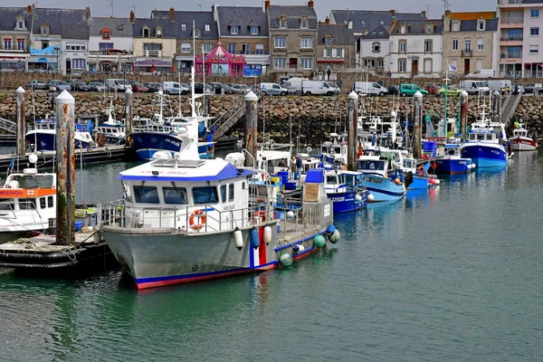 La Turballe, France - 14 avril 2017 : port de pêche — Photo