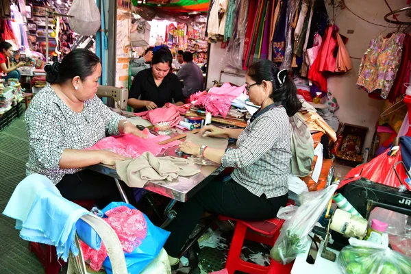 Phnom Penh ; Royaume du Cambodge - 20 août 2018 : le m central — Photo