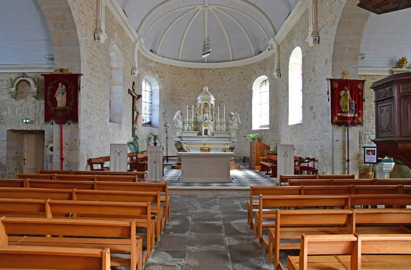 Piriac sur Mer, France - april 14 2017: Church — стокове фото