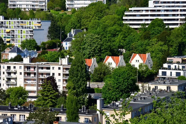 Sainte Adresse; France - may 10 2017 : city in spring — Stock Photo, Image