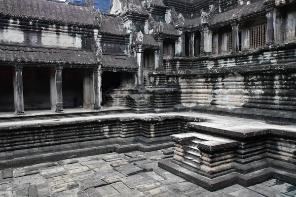 Siem Reap; Reino do Camboja - 23 de agosto de 2018: Angkor Wat tem — Fotografia de Stock