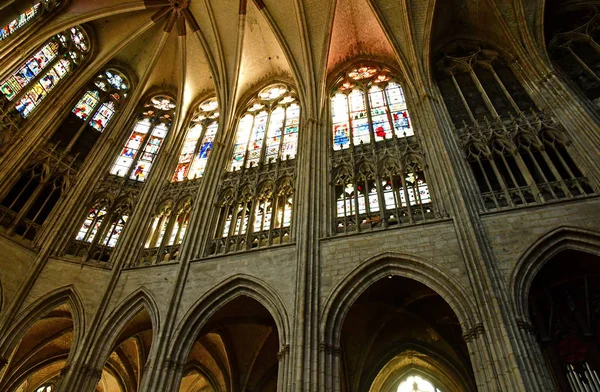 Evreux; Francia - 17 de enero de 2017: catedral gótica de Notre Dame — Foto de Stock