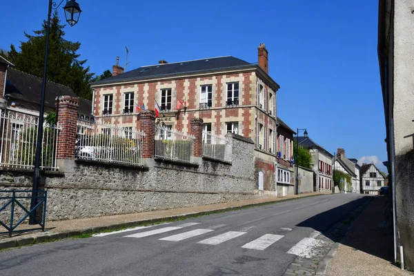 Dangu, france - april 3 2017: malerisches Dorf im Frühling — Stockfoto