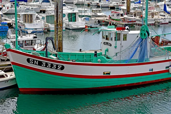 La Turballe, France - april 14 2017 : fishing port — Stock Photo, Image