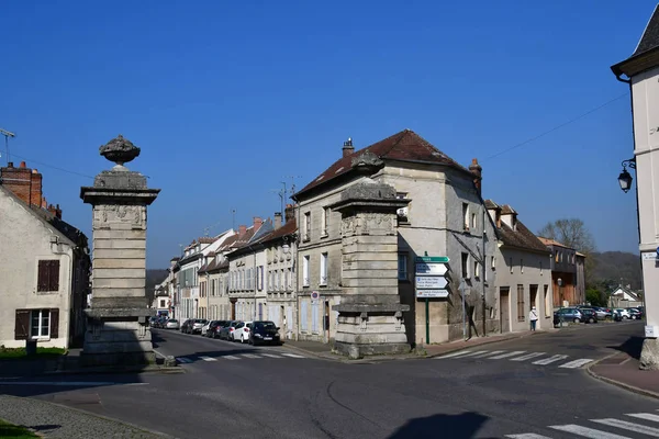 Magny en Vexin, Francia - 16 marzo 2017: centro città — Foto Stock