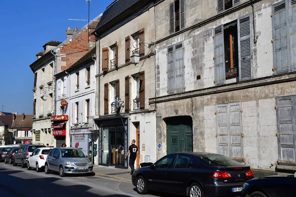 Magny en Vexin, France - March 16 2017: city center — стоковое фото