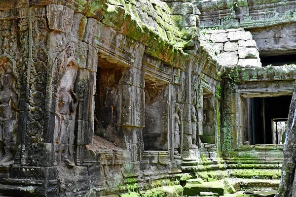 Siem Reap; Reino do Camboja - 24 de agosto de 2018: Ta Prohm templ — Fotografia de Stock