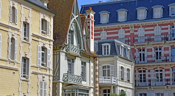 Trouville, France - august 18 2016 : picturesque city in summer — Stock Photo, Image