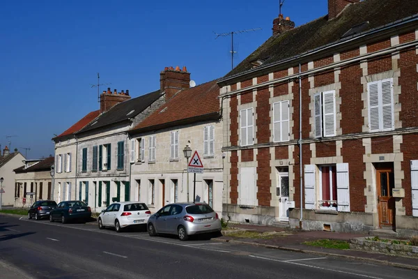 Magny en Vexin, France - March 16 2017: city center — стоковое фото