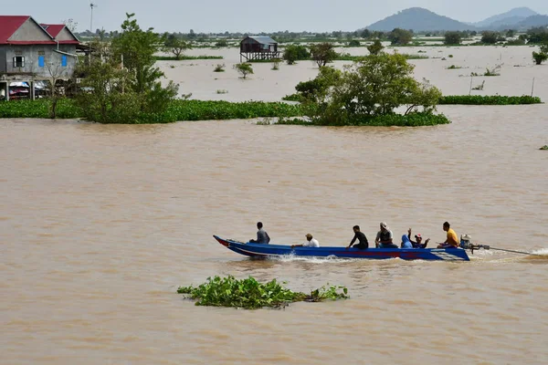 Kampong Chhnang; Reino de Camboya - 21 de agosto de 2018: imágenes — Foto de Stock