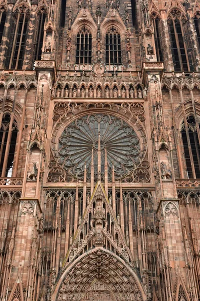 Strasbourg ; France - 3 mars 2017 : centre ville pittoresque à w — Photo