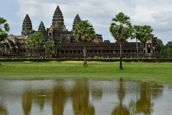 Siem reap; Königreich Kambodscha - 23. August 2018: angkor wat tem — Stockfoto