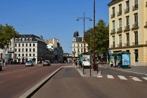 Versalhes, França - 2 de setembro de 2018: distrito da prefeitura — Fotografia de Stock