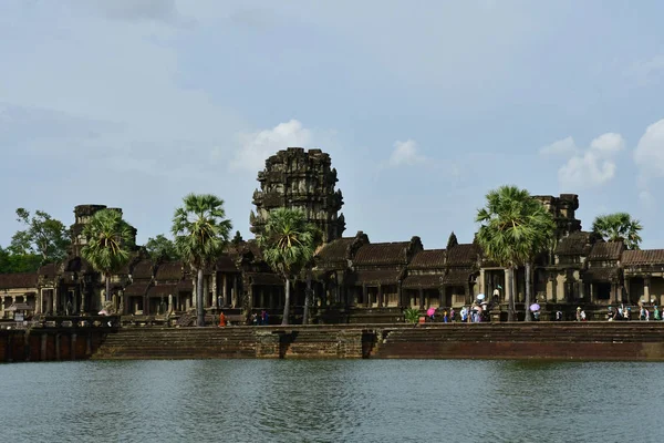 Siem reap; Königreich Kambodscha - 23. August 2018: angkor wat tem — Stockfoto